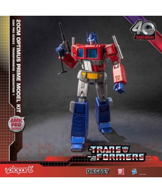 Transformers: Generation One AMK Pro Series Plastic Model Kit Optimus Prime 20 cm