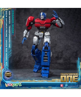 Transformers 8 AMK Series Plastic Model Kit Orion Pax 20 cm