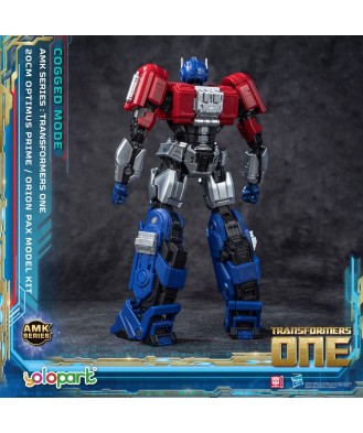 Transformers 8 AMK Series Plastic Model Kit Orion Pax 20 cm