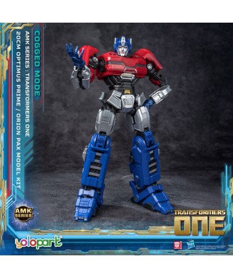 Transformers 8 AMK Series Plastic Model Kit Orion Pax 20 cm