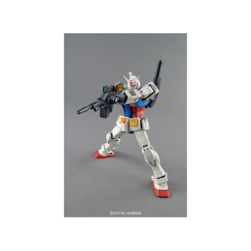 Gundam RX-78-2 VER 2.0 (MG) 1/100 (model kit)