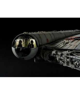 Star Wars Episode IV Perfect Grade Plastic Model Kit 1/72 Millennium Falcon 48 cm