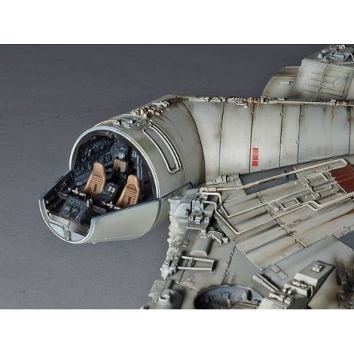 Star Wars Episode IV Perfect Grade Plastic Model Kit 1/72 Millennium Falcon 48 cm