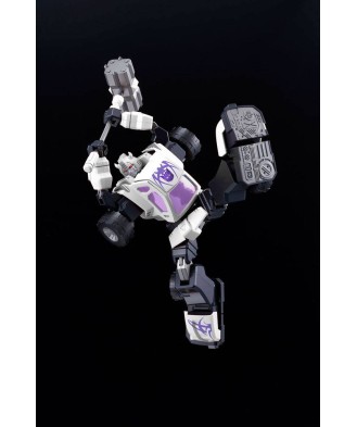 Transformers Furai Model Plastic Model Kit Bug Bite 14 cm