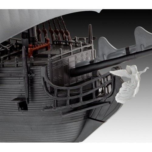 Pirates of the Caribbean Dead Men Tell No Tales Easy-Click Model Kit 1/150 Black Pearl 26 cm
