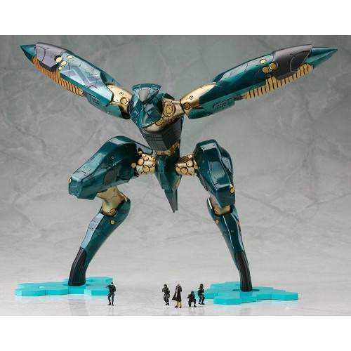 Metal Gear Solid 4 Plastic Model Kit 1/100 Metal Gear Ray 21 cm