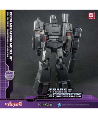 Transformers: Generation One AMK Pro Series Plastic Model Kit Megatron 20 cm
