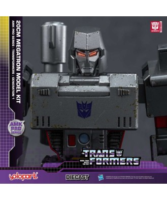 Transformers: Generation One AMK Pro Series Plastic Model Kit Megatron 20 cm