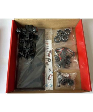 Ferrari F1 SF-24 - N. 16 Charles Leclerc With Helmet - Model Kit 1:24