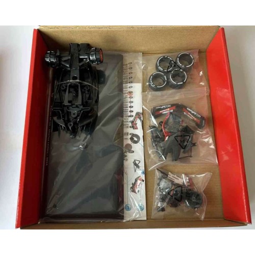 Ferrari F1 SF-24 - N. 16 Charles Leclerc With Helmet - Model Kit 1:24