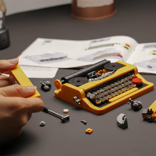 Typewriter Construction Kit 254pcs