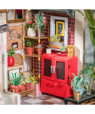 Emily s Flower Shop Miniature House Model 258 pcs